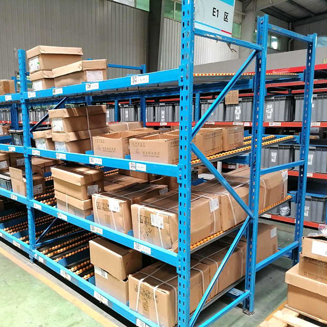 Rack de flujo de cartón de alta eficiencia para almacenamiento en almacén